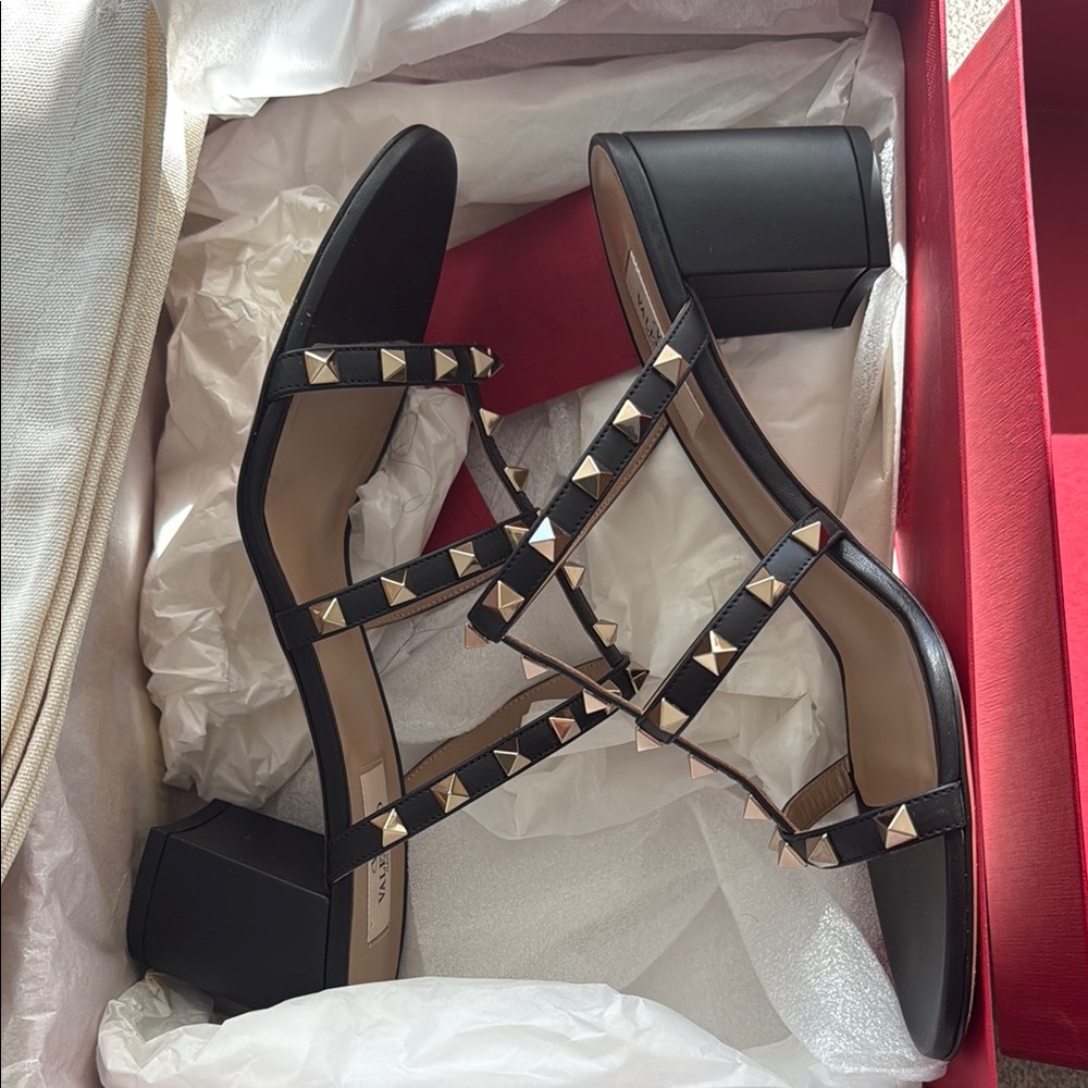 Valentino Rockstud Mules Black leather